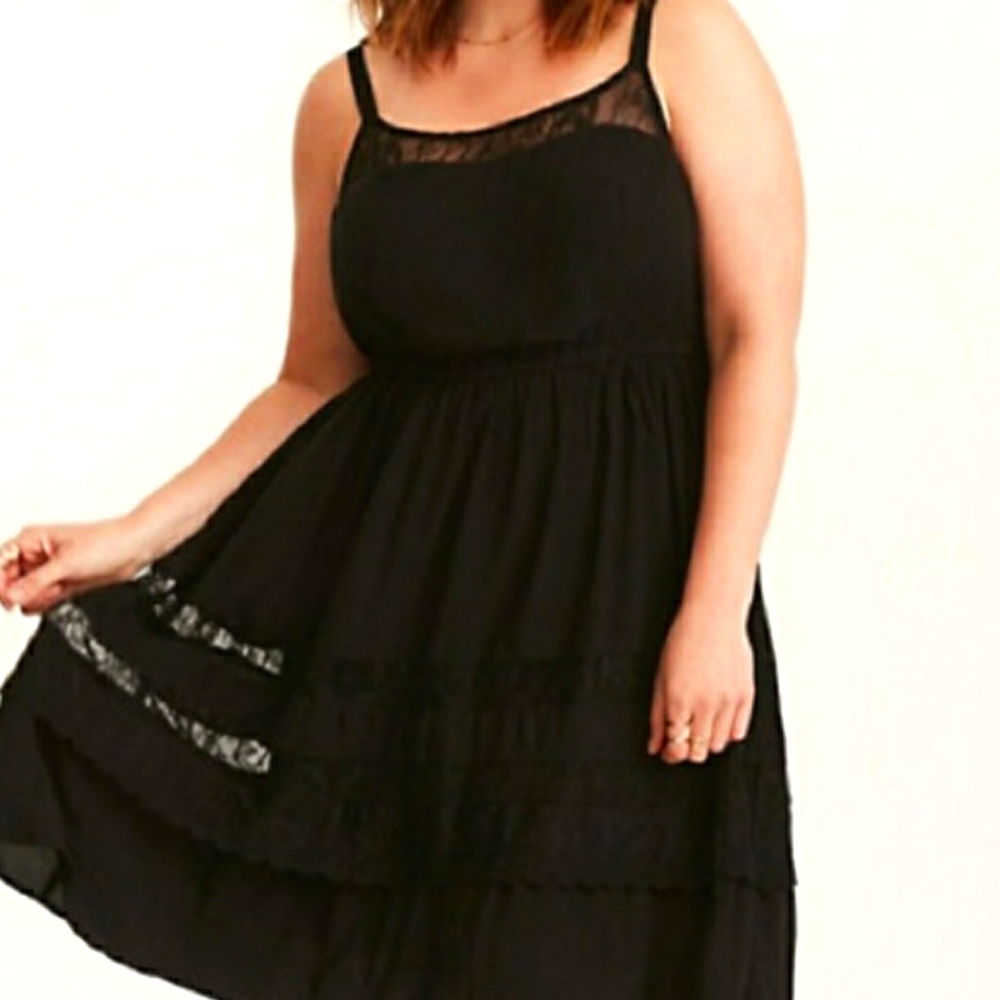 Torrid Black lace inset skater dress size 1x